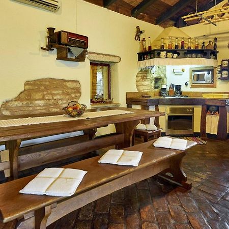 Вилла Stara Hiza In Sveti Petar U Sumi Экстерьер фото